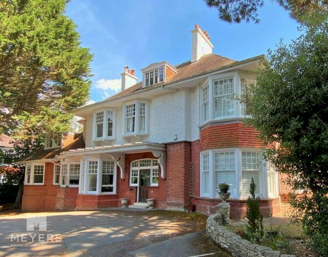 2 Bedroom Flat To Rent In West Overcliff Drive, Westbourne, BH4