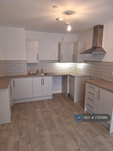 1 Bedroom Flat To Rent In Upper Dock Street, Newport, NP20