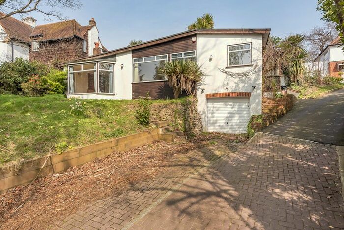 2 Bedroom Bungalow To Rent In Raggleswood, Chislehurst, BR7