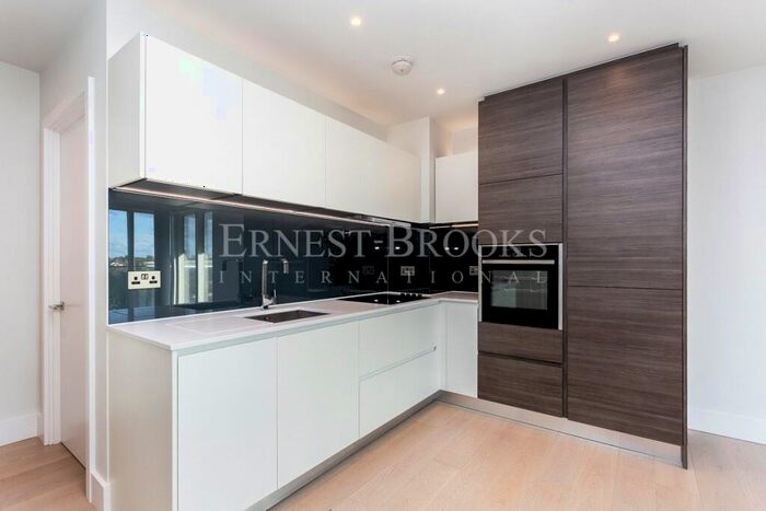 1 Bedroom Apartment To Rent In Hopgood Tower, Kidbrooke Village, Kidbrooke, SE3