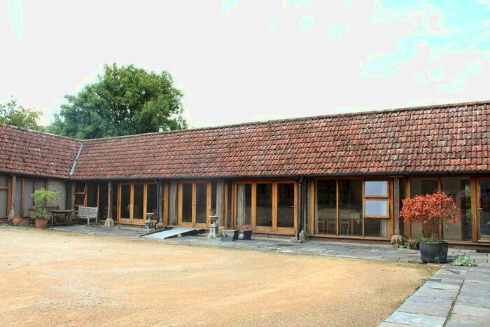 2 Bedroom Bungalow To Rent In Holywell, Dorchester, DT2