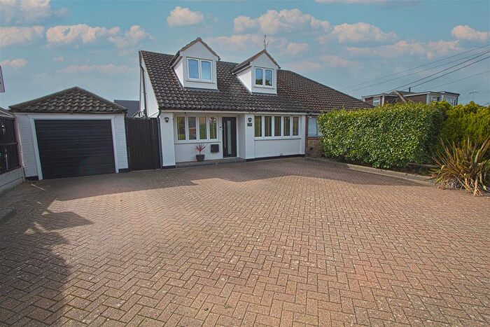 4 Bedroom Semi-Detached House For Sale In Mountnessing Road, Billericay, CM12