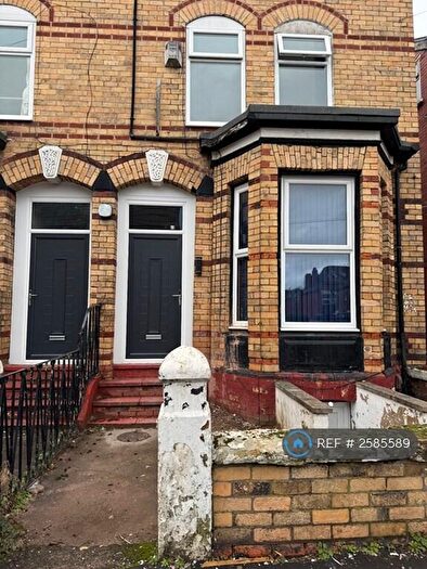 7 Bedroom Terraced House To Rent In Granville Road, Manchester, M14