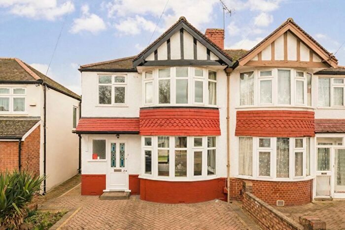 3 Bedroom Semi Detached House For Sale In Conway Crescent, Ealing, UB6