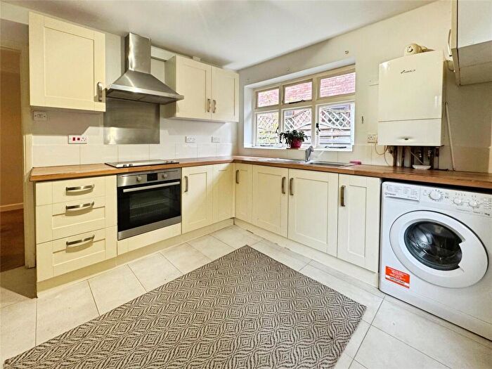 4 Bedroom Bungalow To Rent In Kiln Ride Extension, Finchampstead, Wokingham, Berkshire, RG40