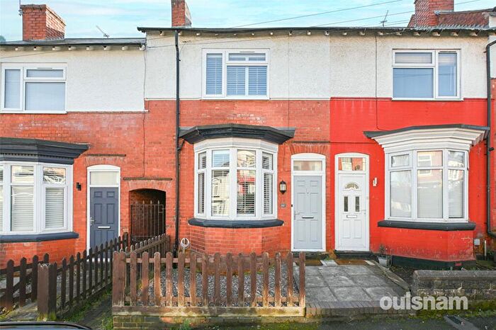 3 Bedroom Terraced House For Sale In Linden Road, Bearwood, West Midlands, B66