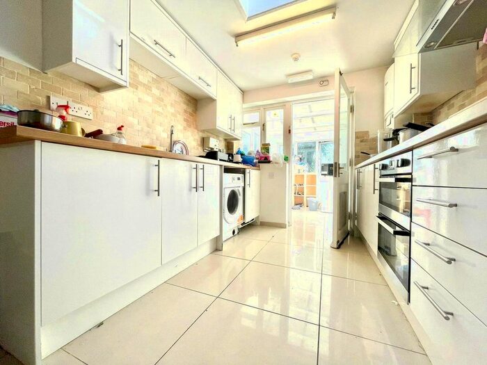1 Bedroom Property To Rent In Great Knollys Street, Reading, Berkshire, RG1