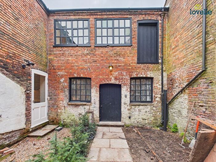 2 Bedroom Terraced House To Rent In Lindsey Court, Horncastle, LN9