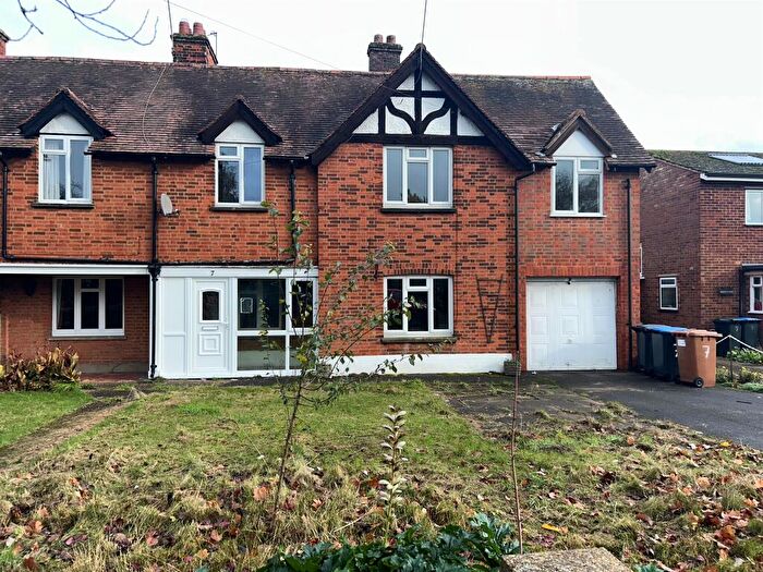 4 Bedroom Semi Detached House For Sale In Becket Gardens, Welwyn, AL6