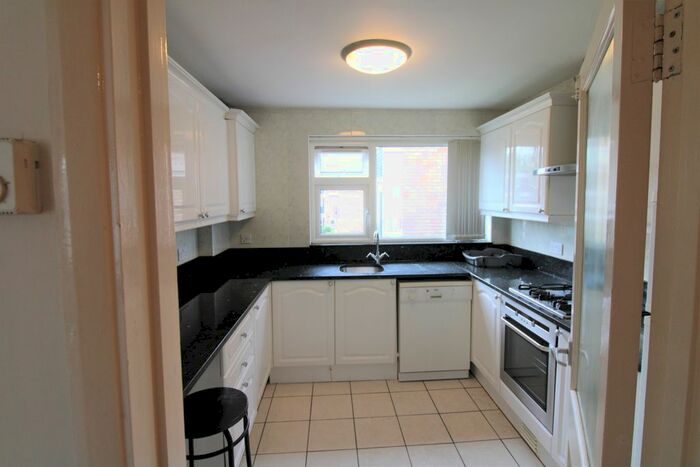 2 Bedroom Flat To Rent In Thomas A Beckett Close, Wembley, HA0