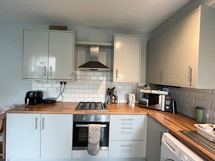 6 Bedroom Property To Rent In Strathnairn Street, Roath, Cardiff, CF24