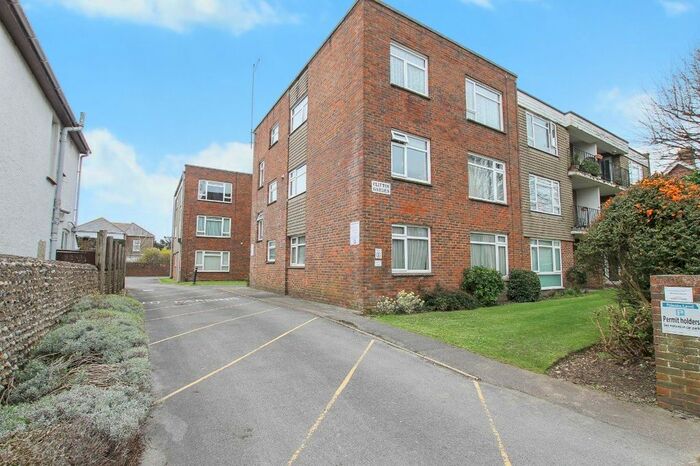 2 Bedroom Flat To Rent In Clifton Road, Worthing, BN11