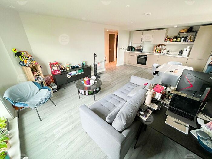 2 Bedroom Flat For Sale In /F, St Martin's Place, Broad Street Birmingham, B15