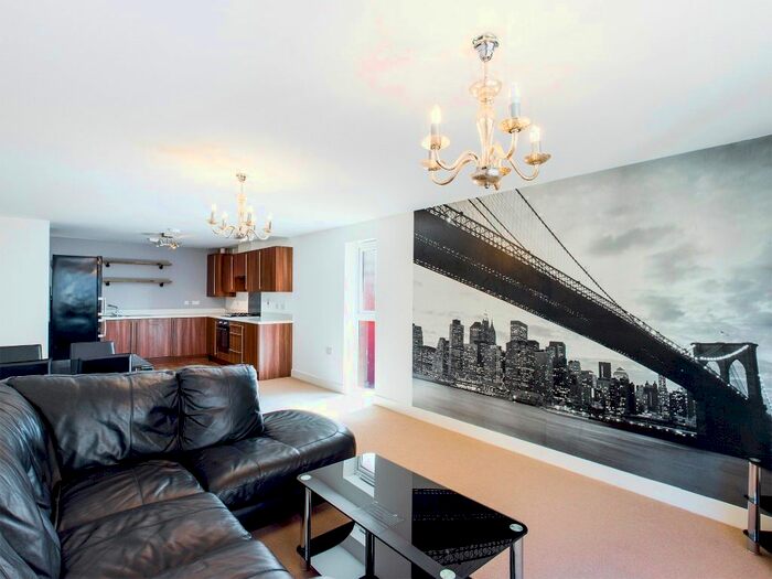 2 Bedroom Flat To Rent In Rothwell Road, Swansea, SA1