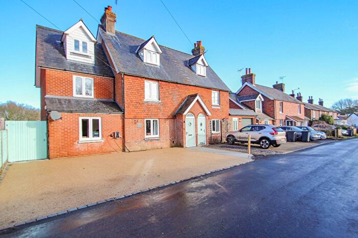 4 Bedroom Semi Detached House For Sale In East Street, Mayfield, TN20