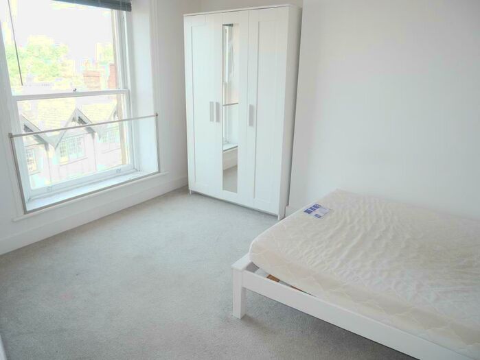 1 Bedroom Flat To Rent In Market Place, Stockport, SK1