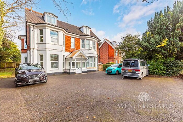 1 Bedroom Apartment For Sale In Portchester Road, Bournemouth, Dorset, BH8