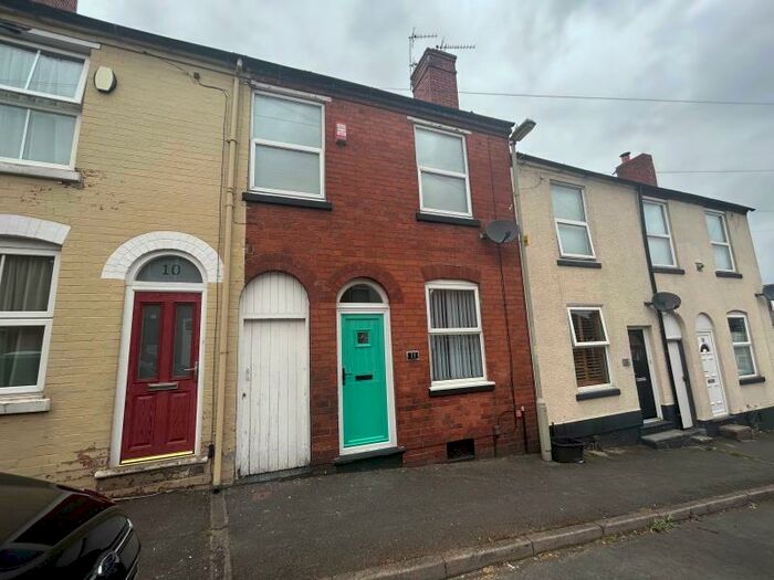 2 Bedroom Terraced House To Rent In Victoria Street, Halesowen, West Midlands, B63