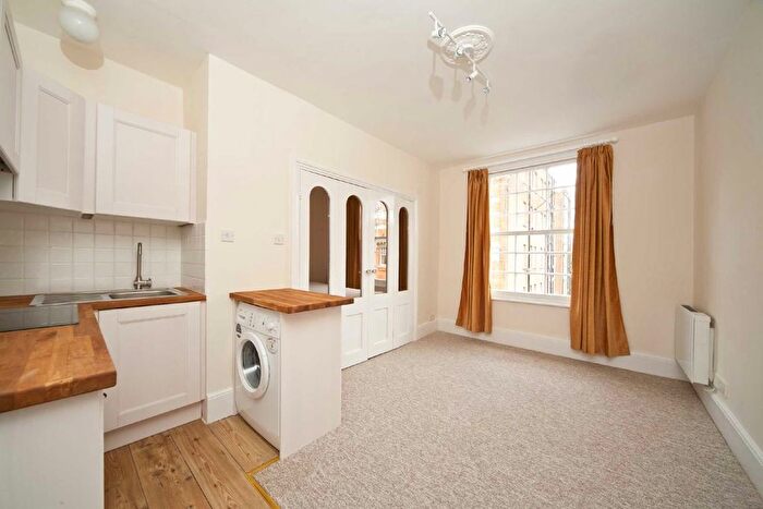 Studio To Rent In Fulham Road, London, SW6