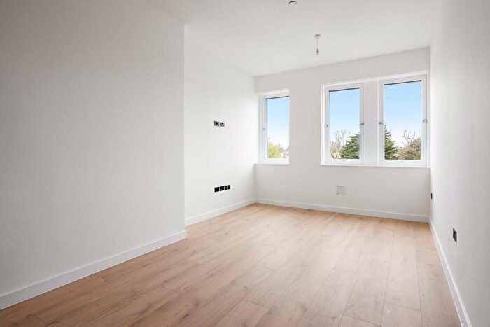 1 Bedroom Flat For Sale In Montpellier Drive, Cheltenham, GL50