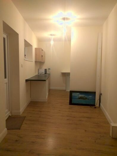Studio To Rent In Worton Way, Isleworth, TW7