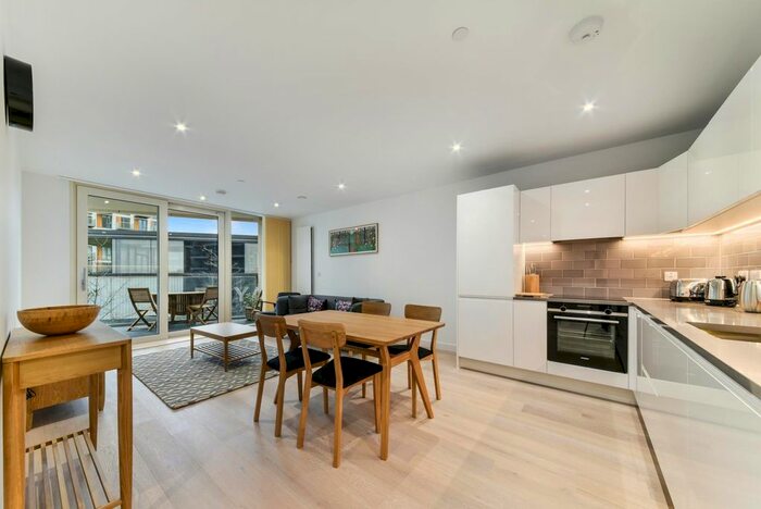 2 Bedroom Flat To Rent In Carrick House, Royal Wharf, London, E16