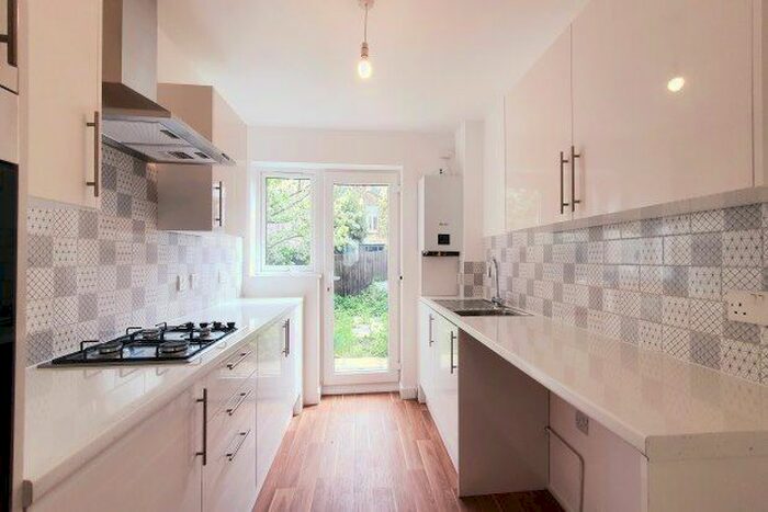 3 Bedroom Property To Rent In Bronte Close, London, E7