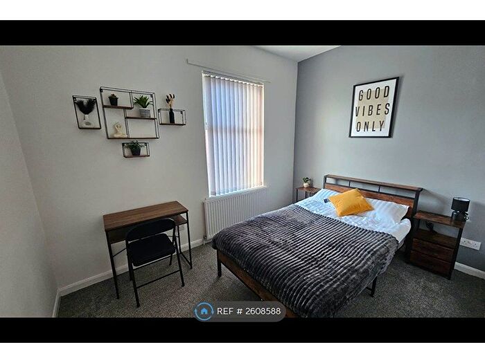 2 Bedroom Terraced House To Rent In Parkfield Avenue, Manchester, M14