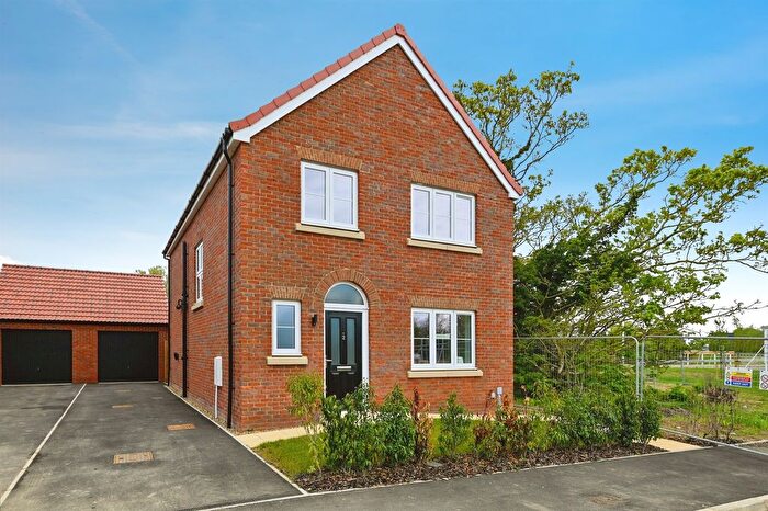 4 Bedroom Detached House For Sale In Furrow Road, Downham Market, PE38