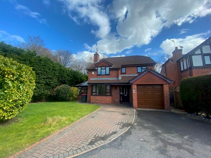 4 Bedroom Detached House To Rent In Mallowdale, Worsley, M28