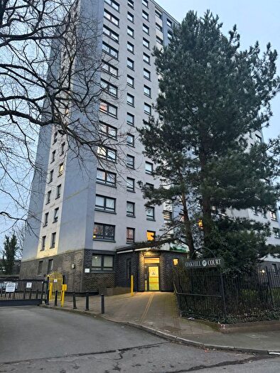 2 Bedroom Flat To Rent In Mandley Park Avenue, Salford, M7