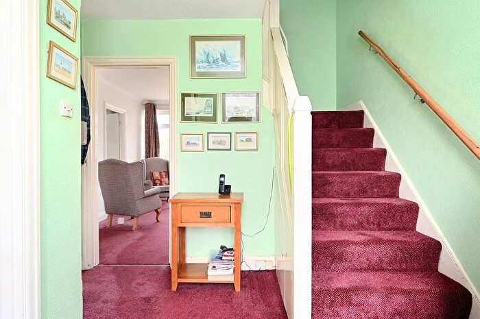3 Bedroom Semi-Detached House For Sale In Victoria Road, Shoreham, West Sussex, BN43