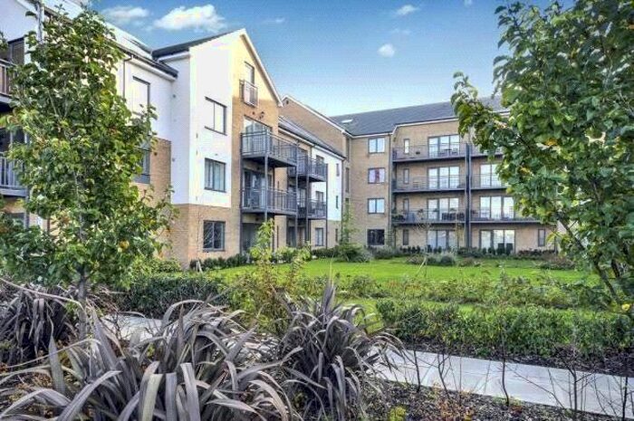 2 Bedroom Flat To Rent In Watson Place, London, SE25