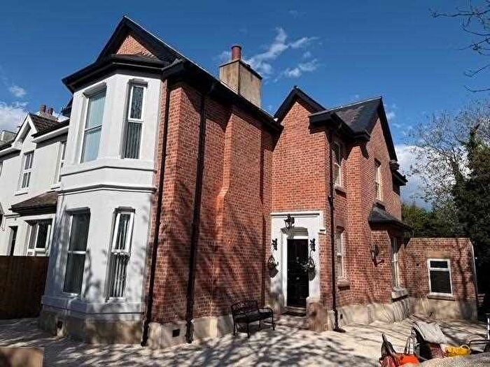 5 Bedroom Semi Detached House For Sale In Old Chester Road, Wirral, CH42