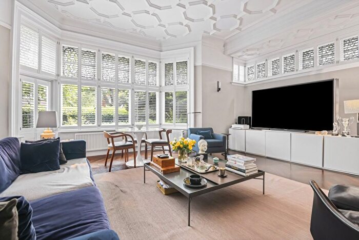 2 Bedroom Flat For Sale In Heath Drive, Hampstead, London, NW3