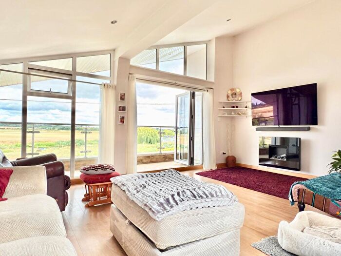 4 Bedroom Detached House For Sale In Dock Lane, Bredon, Tewkesbury, GL20