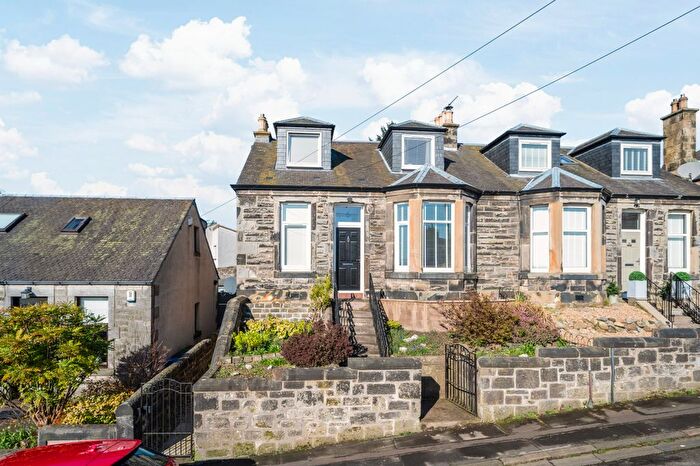 4 Bedroom Semi Detached House For Sale In Christie Street, Dunfermline, KY12
