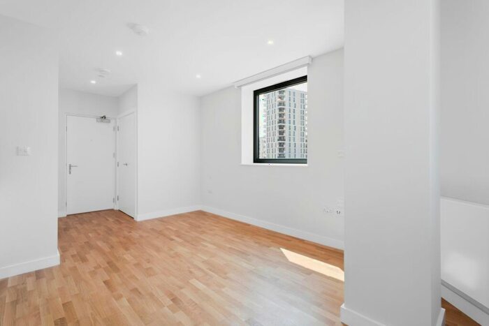 Flat To Rent In Flat Premier House Canning Road, HA3