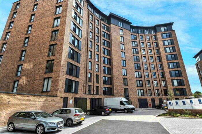 1 Bedroom Apartment To Rent In Washington Apartments, Lexington Gardens, Birmingham, West Midlands, B15