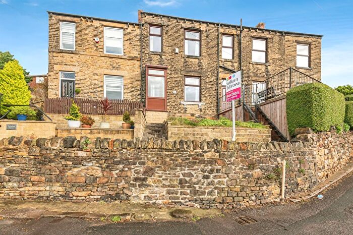 2 Bedroom Terraced House For Sale In Boundary Terrace, Moorend, Dewsbury, WF13