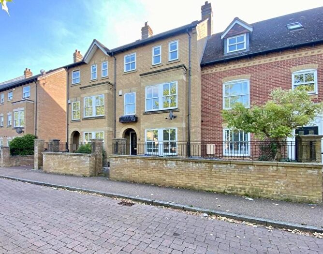 3 Bedroom Town House To Rent In Broad Street, Great Cambourne, Cambridge, Cambridgeshire, CB23