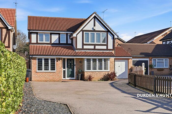 4 Bedroom Detached House For Sale In Merlin Close, Waltham Abbey, EN9
