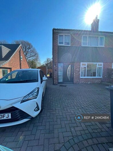 3 Bedroom Semi-Detached House To Rent In Brookhill Avenue, Leeds, LS17