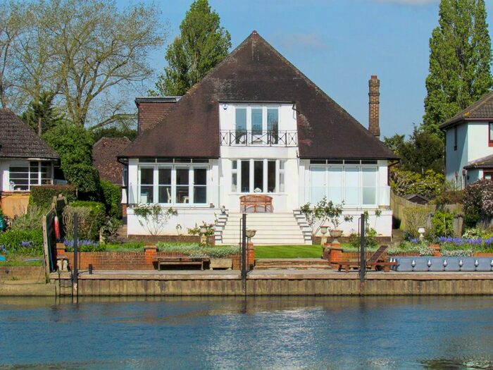 5 Bedroom Detached House To Rent In Mayfield Gardens, Staines-Upon-Thames, TW18