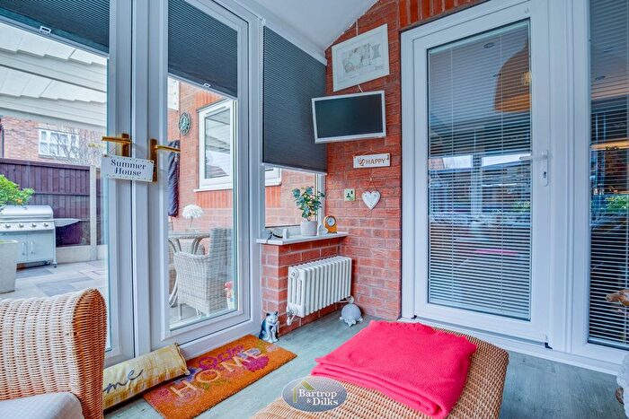 4 Bedroom Detached House For Sale In Cotterhill Close, Worksop, S81