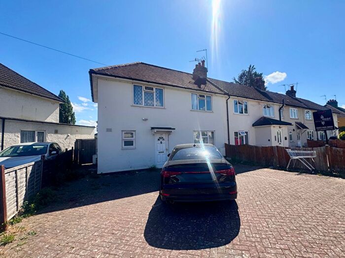 4 Bedroom Terraced House To Rent In Manor Waye, Uxbridge, UB8