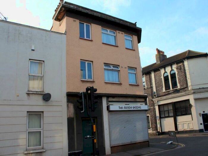 3 Bedroom Flat To Rent In Meadow St, Weston-super-Mare, North Somerset, BS23