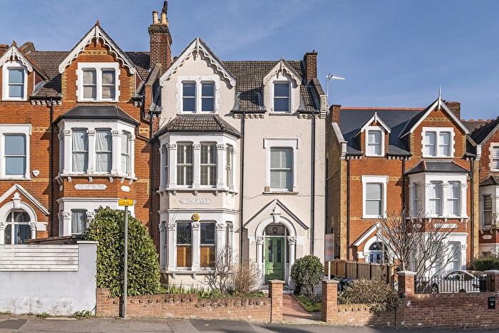 2 Bedroom Flat To Rent In Leopold Road, London, SW19