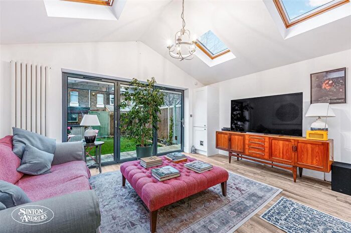 3 Bedroom Terraced House For Sale In Regina Terrace, London, W13