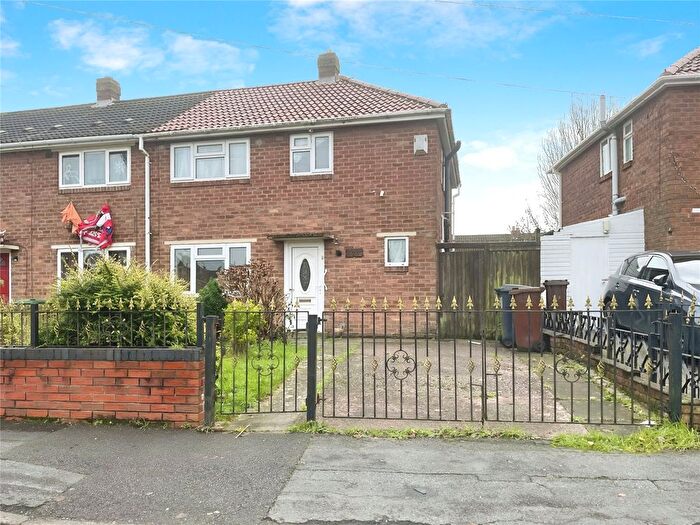 3 Bedroom End Of Terrace House To Rent In Wallace Road, Bilston, West Midlands, WV14